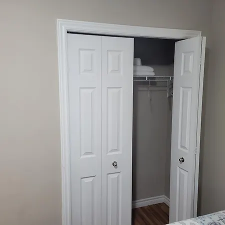 Comfy Rooms Stay - Unit 1 Kingston Exterior photo