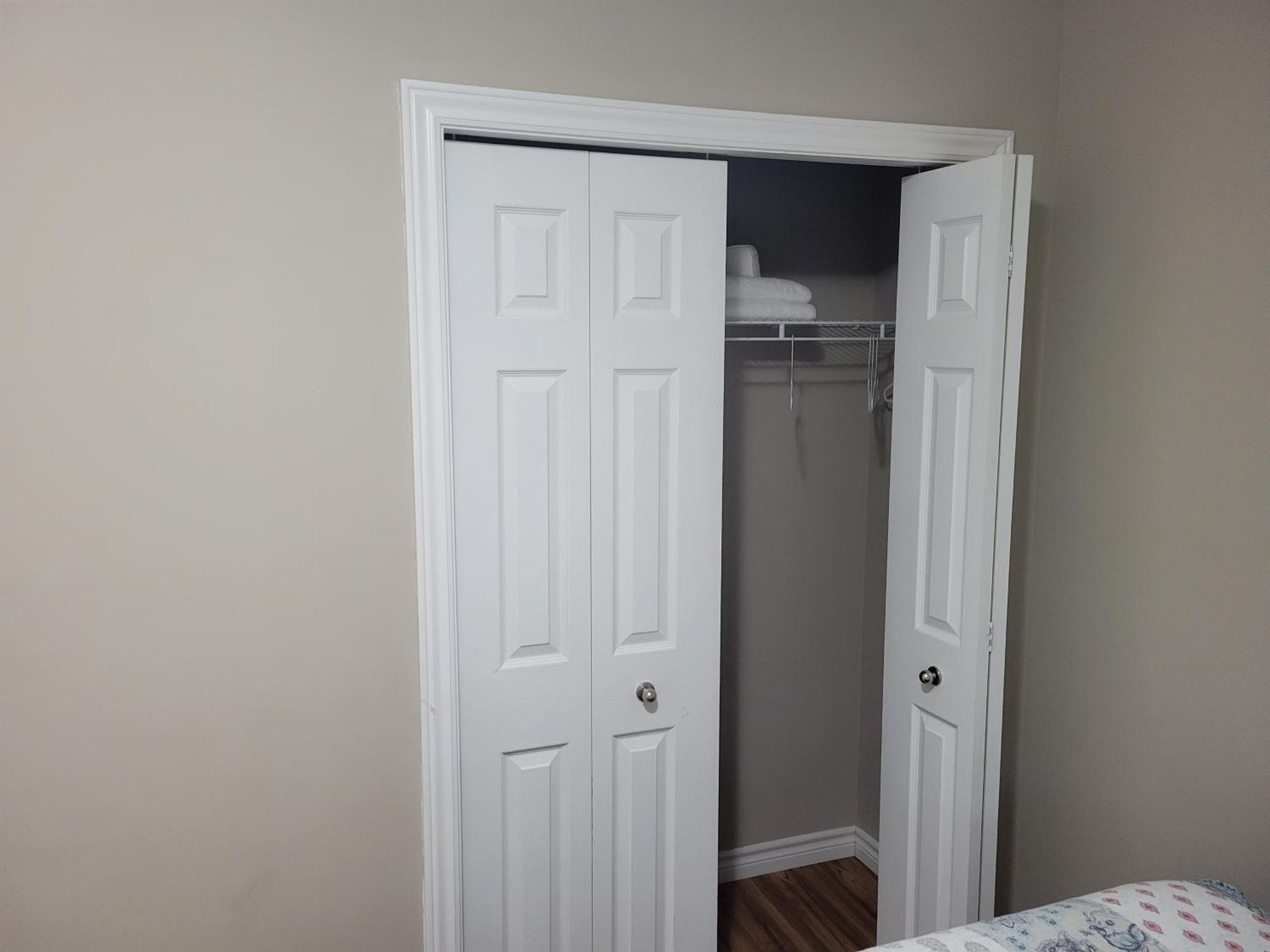 Comfy - Unit 1 Kingston